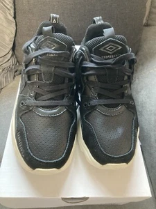 Umbro Run M Luxe Women's Black/Off White Cushioned Trainers Size 4/5 rrp £95 - Picture 1 of 7