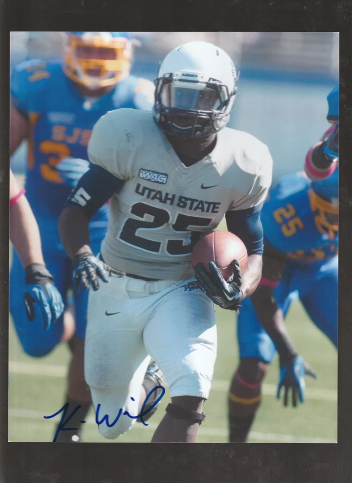 Kerwyn Williams autograph signed 8 x 10 inch photo UTAH STATE AGGIES POSE 1 - Image 1 of 1