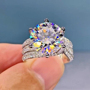 Anillo de compromiso para mujer de diamantes de moissanita de corte redondo de 3 quilates enchapado en oro blanco de 14 quilates - Imagen 1 de 7