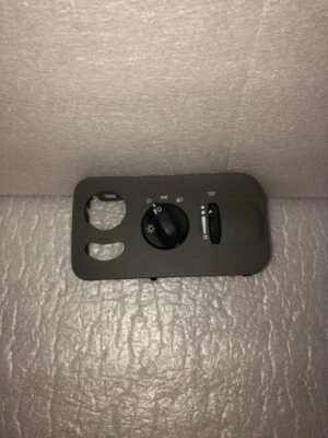 Dodge Chrysler 2001-2005 interruptor de luz antiniebla y bisel 0ZL651L8AE OE Foto 1 de 2