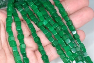 "CUBO CUADRADO DE PIEDRA PRECIOSA AVENTURINA VERDE 5 MM CUENTAS SUELTAS 15,5" - Imagen 1 de 4