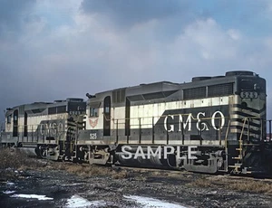 1969 GULF MOBILE & OHIO in CHICAGO Locomotives 8.5x11 Railroad Photo - Picture 1 of 1