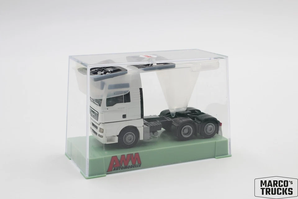 AWM MAN TGX XXL tractor unit without WLB 3-axle 6x2 white 8039.51 1:87 /AWN75 - Image 1 of 1