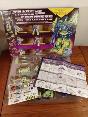 Trans Formers Evil Decepticon Constructicon Warrior Devastator - Image 1 of 3
