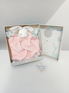 Doudou Plat/Mouchoir Lapin Blanc Rose Poudre Plume Oiseau Attache Tétine - Kaloo - Picture 1 of 6