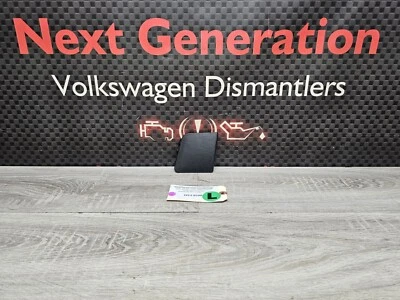 2008 - 2010 Volkswagen Golf City Hatch Light Access Trim Cover Left Driver LH LR - Image 1 of 4