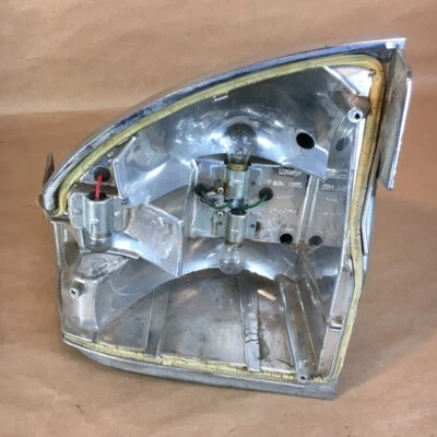 Carcasa de luz trasera izquierda izquierda izquierda OEM 1986-1991 Jaguar XJ6 LUCAS SOLO L922 original Foto 1 de 4