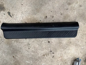 2004-2009 Mazda 3 Front Left Driver Door Sill Trim Cover Black BP4K8720 - Picture 1 of 3