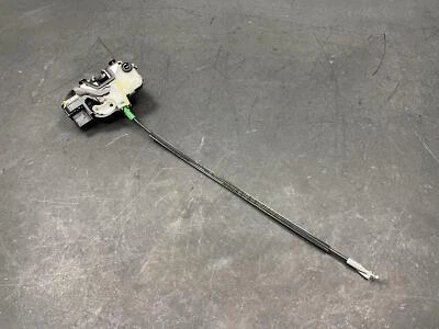 Cierre de puerta trasera derecha Chevrolet Sonic 2019 13579546 2013 2014 2015-2020 Foto 1 de 4