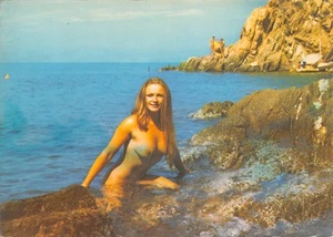 83-ILE DU LEVANT-SORTIE DE BAIN-N�634-D/0261 - Picture 1 of 2