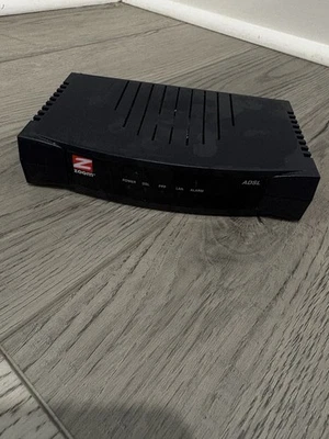 Zoom ADSL X4 Modem - Image 1 of 2