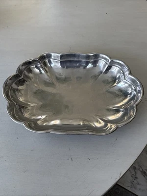 Wilton Armetale Metal USA Dish / Tray/ Plate -Oval Scalloped Edge 13.5” With Tag - Image 1 of 4