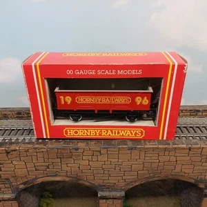 Hornby. Vagón mineral R379 LWB. Rojo. En caja. Maqueta ferroviaria vintage. Raro. Nuevo. - Imagen 1 de 12