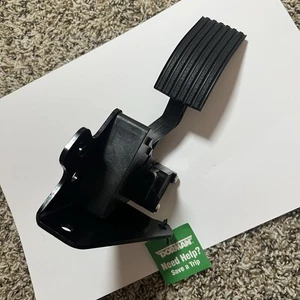 Dorman 699-5102 Accelerator Pedal Assembly For 03-07 7400 7600 7700 8600 SBA - Bild 1 von 6