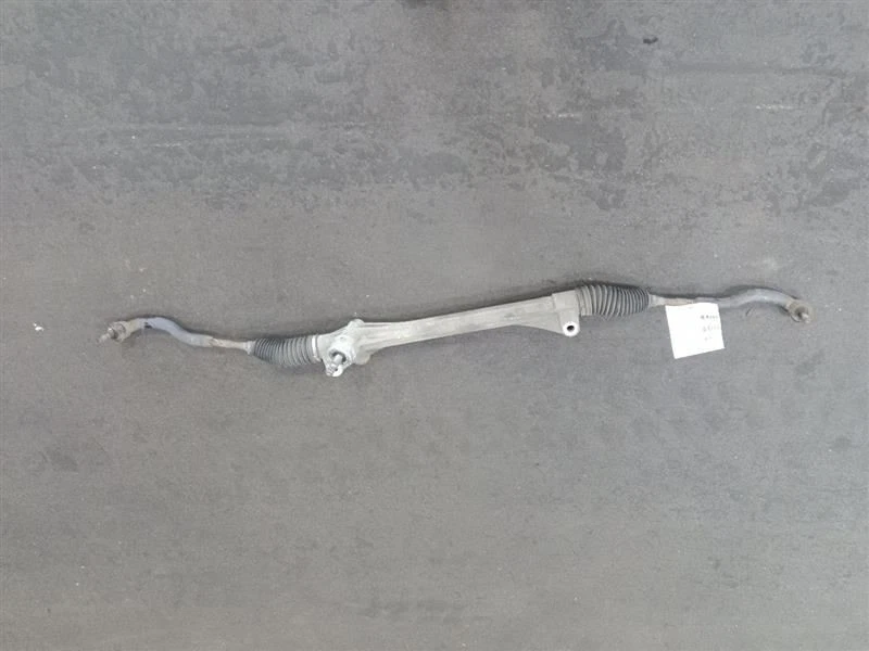 Engranaje de dirección asistida/rack y piñón 2008 Rav 4 Sku#3902049 Foto 1 de 4