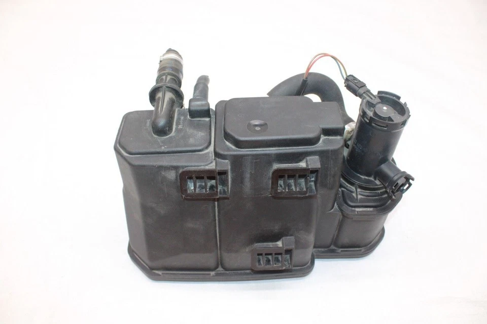 2006 CHRYSLER CROSSFIRE ZH COUPE #377 FUEL CHARCOAL VAPOR CANISTER - Image 1 of 4