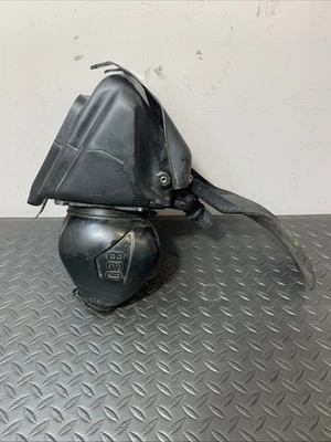 Suzuki RM85 RM85L 2006 OEM caja de aire carcasa limpiador filtro jaula perno guardabarros Foto 1 de 4