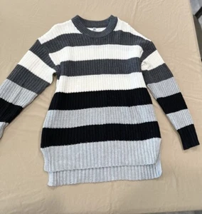 Time And Tru Knit Sweater size 8-10 - Picture 1 of 5