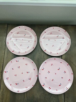 "4 platos de cena redondos Target Room Essentials melamina rosa rojo cerezas 10,25""" Foto 1 de 4