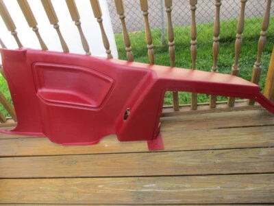 Nuevo de Lote Antiguo 1987-1988 Ford Escort Lynx hatchback interior cuarto panel de ajuste derecho OEM Foto 1 de 4