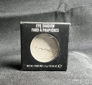 Mac Eyeshadow Single - Forgery Lustre (A33) - DISCONTINUED - Rare - New in Box - Picture 1 of 7