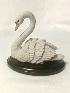 Country Artists For The Discerning Swan Mini Figurine Wood Base Painted England - Bild 1 von 7
