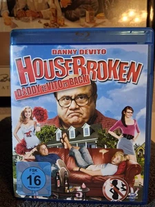 Housebroken Blu-ray - Danny DeVito, Brie Larson, Katey Sagal - Bild 1 von 2