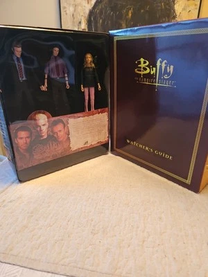 Caja de 3 figuras Buffy The Vampire Slayer's Guide #389/2500*LEER DESCRIPCIÓN Foto 1 de 4