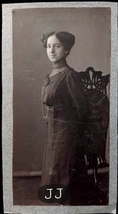 N° 790/338  Photo Ancienne MODE DE FEMME  EN 1900  16,6 x 9,5 - Imagen 1 de 2