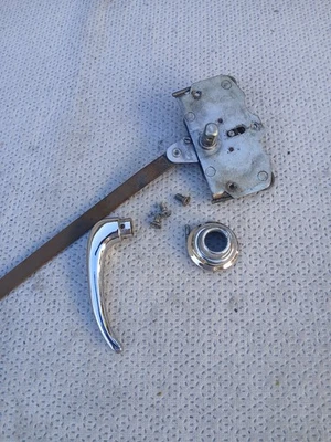 Austin Healey 100-6, 3000 right inner door handle remote control BN6, BN7, BT7 - Image 1 of 4