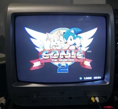 SYLVANIA | CD130SL8 | 13" CRT TELEVISION | TV DVD COMBO | RETRO GAMING!!! - Image 1 of 4