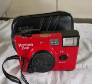 VINTAGE Konica POP Retro Red 35mm Film Camera Please READ NOT TESTED with case - Picture 1 of 9