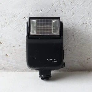 Flash pour appareil photo Contax TLA 30 monture sur chaussure flash - Photo 1/3