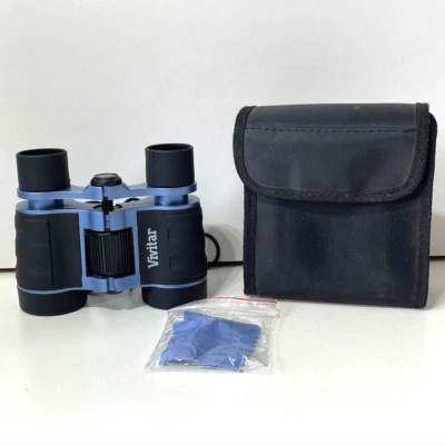 Vivitar Compact Binoculars 4 x 30 Coated with Protective Case And Cleaning Cloth - Image 1 of 4