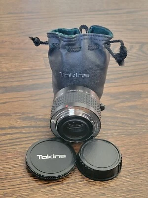 Duplicador RMC Tokina para lente P/K se adapta a Pentax; hecho en Japón con estuche y tapas finales  Foto 1 de 4