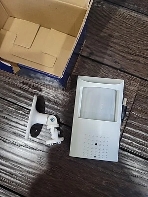 CCTV COLOR CAMERA Model ST-MD540 - 3.7 NTSC NIB - Image 1 of 4