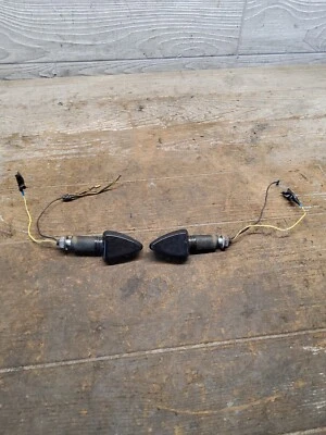 Piscas-piscas traseiros 1980 80 77-80 Kawasaki KZ1000 KZ 1000 LTD  - Imagem 1 de 4