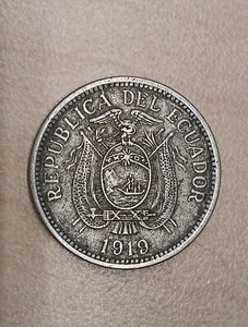 Ecuador 10 Centavos 1919 Copper-Nickel KM#64 - Picture 1 of 2