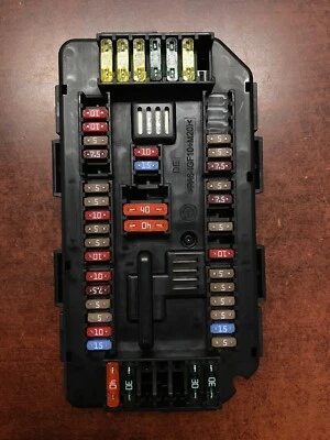 2013 BMW 328i F30 OEM Front Under Hood Engine Fuse Box 6114922487904 - Image 1 of 4