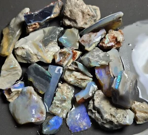 Lightning Ridge Opal Rough & Rub Parcel Blue Purple Lapidary 228.5 Ct Australian - Bild 1 von 23