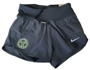 NIKE DRI-FIT Chicago Marathon 2022 Eclipse Running Shorts  DX4526-045 - Picture 1 of 3