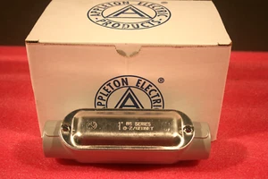 Appleton C100-A CGA 1" Aluminum C Conduit Outlet Body Form 85 w/ Cover, Gasket - Picture 1 of 6