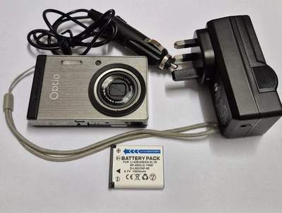 Pentax Optio RS1500 14MP Digital Camera - Silver Brilliant Camera  - Image 1 of 4