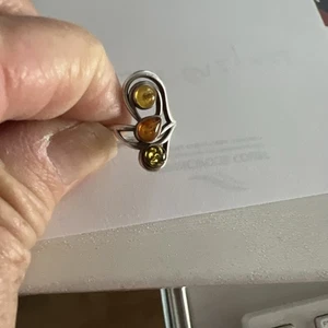 Anillo de plata esterlina ámbar firmado a mano de forma libre vintage talla 6,5 - Imagen 1 de 6