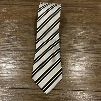 Галстук мужской Donald Trump Signature Collection серебристый/серый черно-белый в полоску - Изображение 1 из 4