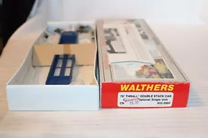 HO Scale Walthers, 70' Thrall Double Stack Car, Canadian National Blue, #640037 - Picture 1 of 3
