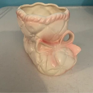 Vintage Japan floral line baby girls ceramic shoe planter - Picture 1 of 9
