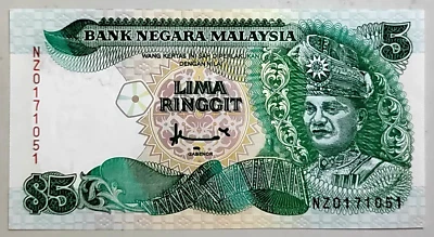 Rm 5 Malaysia 7th series mohd don note replacement NZ ( unc rare )  *sb23 - Image 1 of 2