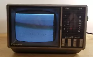 Vintage GE Spacemaker 7-7130A 1986 tragbarer Fernseher s/w - Bild 1 von 14