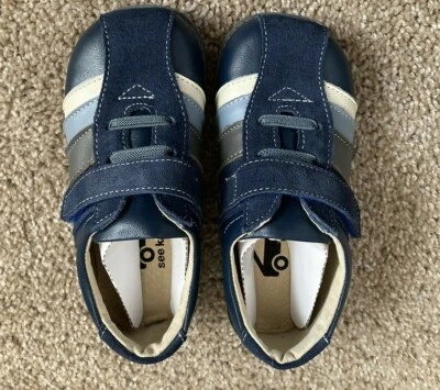 NIB See Kai Run PARK Boy Blue Striped Trainers Shoes Sneakers, US Sz 9, EU 25 - Image 1 of 3